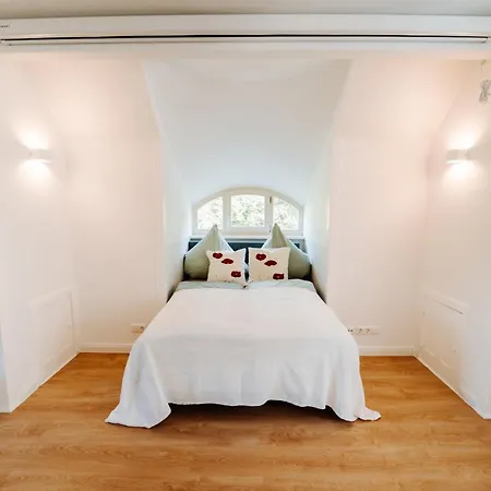 Levin 65qm 4 Personen Mit Pool Wlan Und Parken Apartment