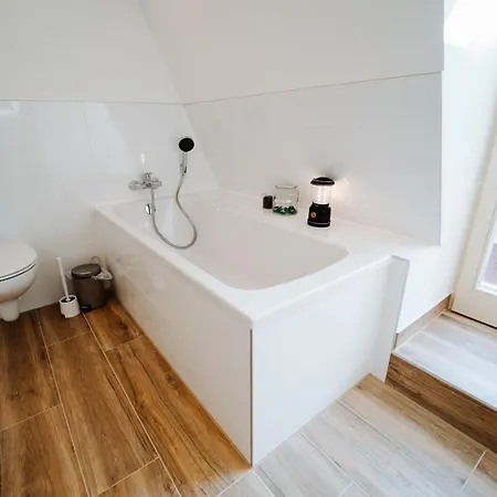 Levin 65qm 4 Personen Mit Pool Wlan Und Parken *