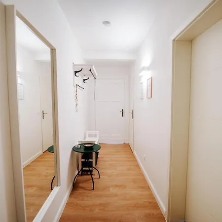 Levin 65qm 4 Personen Mit Pool Wlan Und Parken Dornburg (Thuringia)